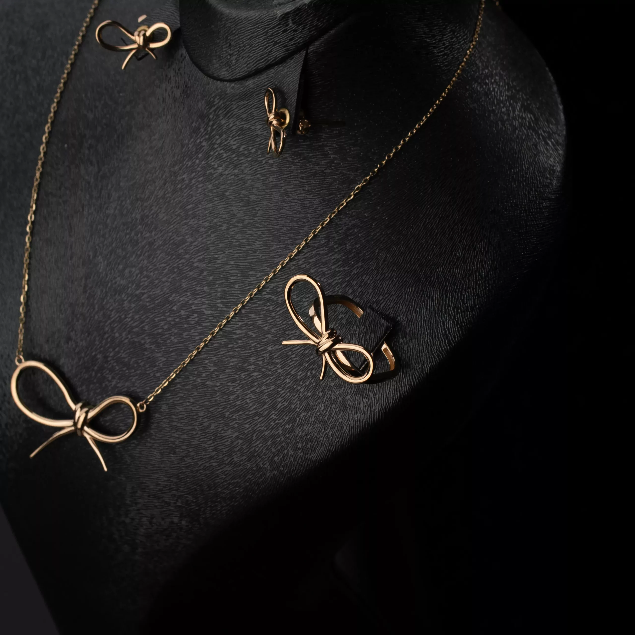 نیم ست پاپیون لیندا 8031