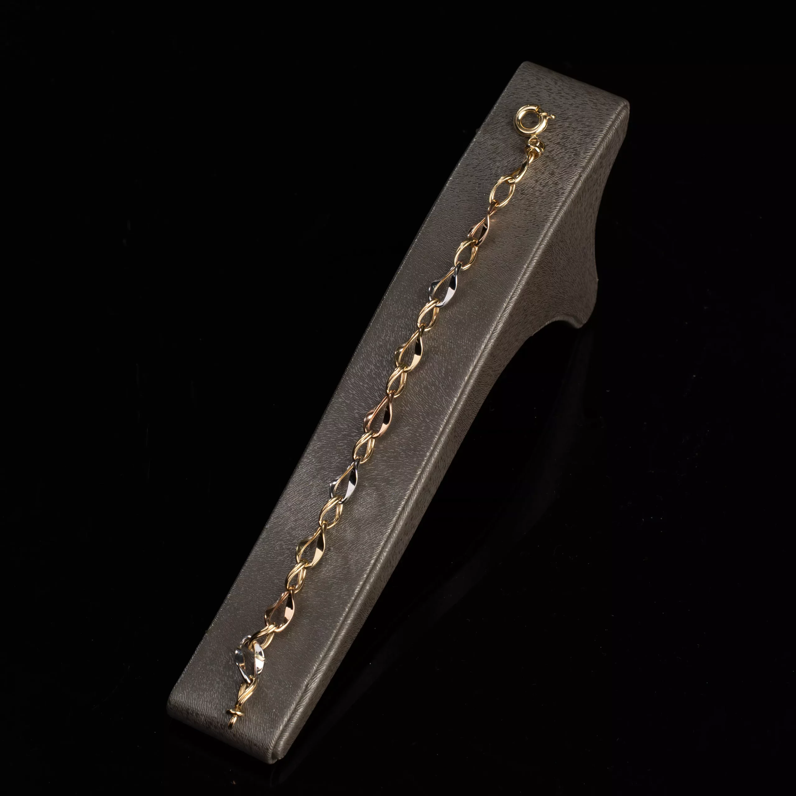 دستبند رنگی