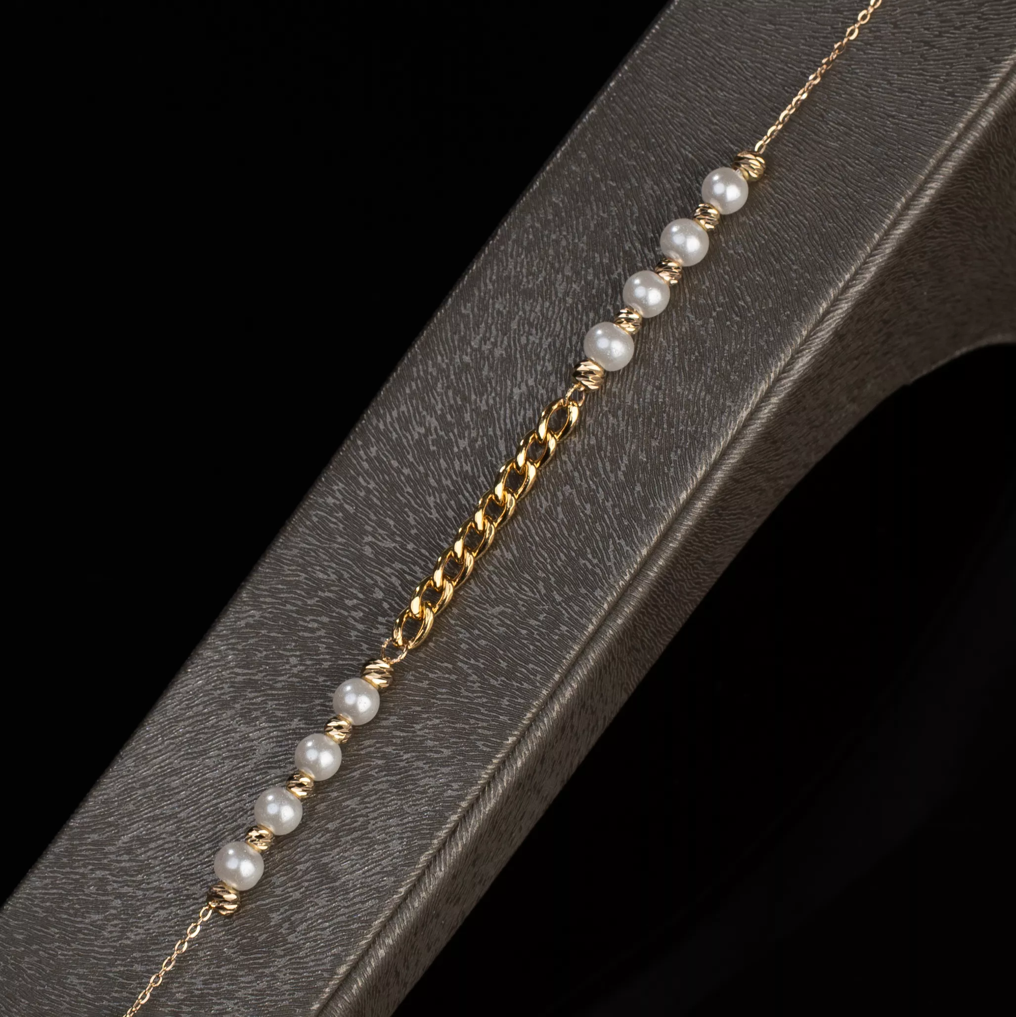 دستبند مروارید ونکلیف 9070